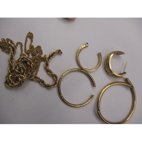 120 - A parcel of gold and yellow metal earrings, approx. parcel weight 31.9g most in pairs with some odd ... 