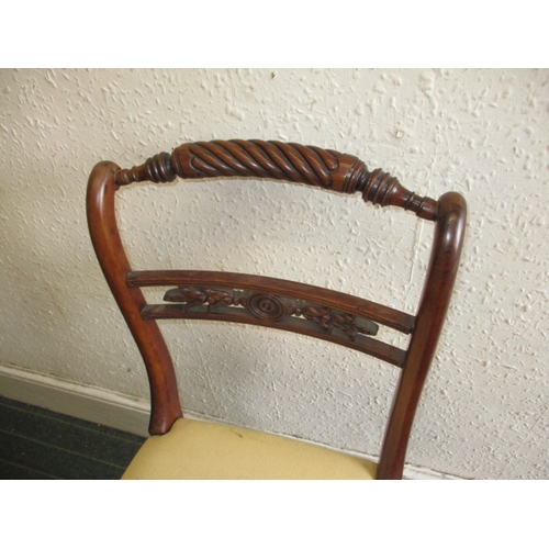 333 - A set of 4, 19th century mahogany dining chairs with carved and turned decoration, all in good useab... 