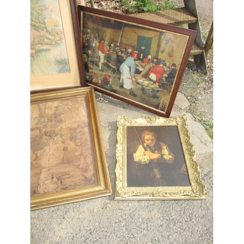 78 - A large quantity of vintage pictures and prints, all with age -related marks