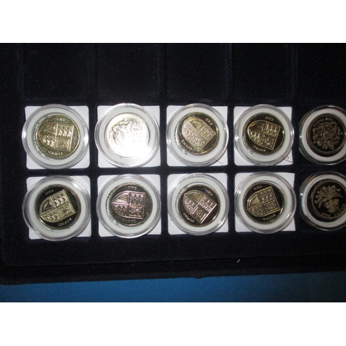 98 - A very large quantity of collectable £1 coins, some in uncirculated condition in packaging, approx. ... 