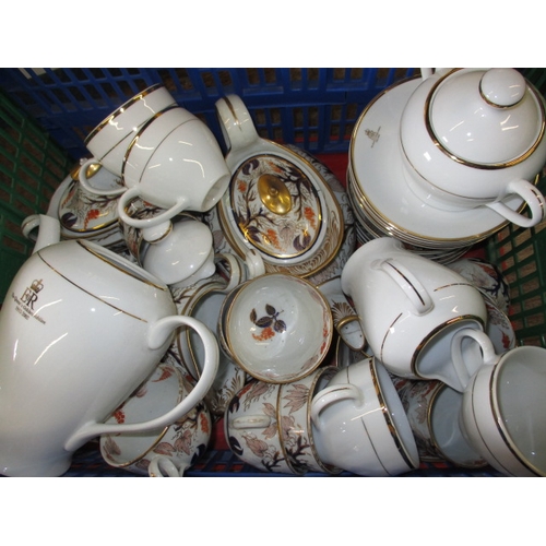 200 - A quantity of vintage chine tea wares, various styles and ages, most in good used condition but one ... 