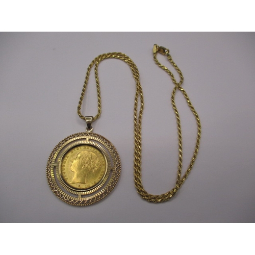 123 - An 1887 Victorian gold sovereign, in 9ct gold mount with 9ct gold necklace chain, approx. gross parc... 