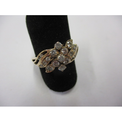 2 - A 9ct yellow gold dress ring, approx. ring size ‘M’, approx. weight 3g, in useable pre-owned conditi... 