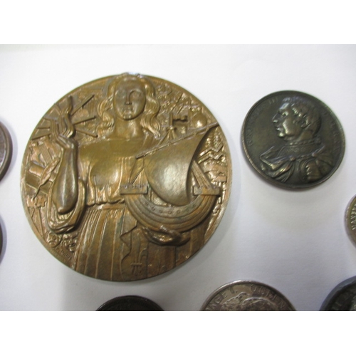 179 - A parcel of antique and later commemorative medallions, all in circulated condition