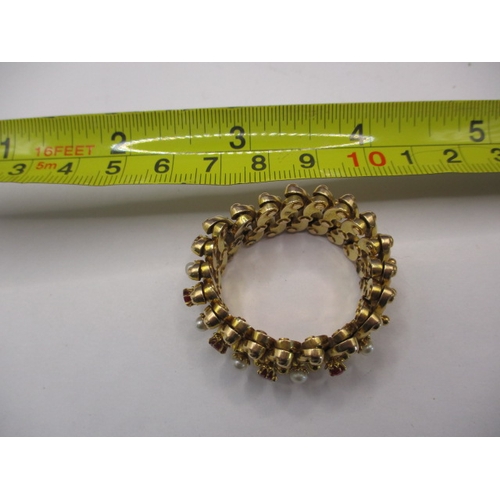 90 - A vintage expanding gold bracelet, marked 15ct, approx. weight 18.2g in useable pre-owned condition