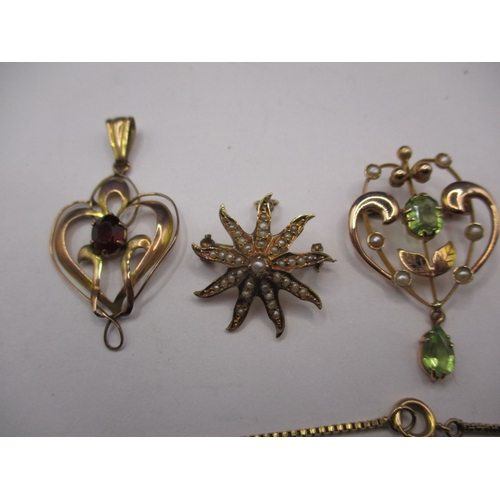 94 - Three antique 9ct gold necklace pendants and a gold chain, approx. gross parcel weight 10.3g, all in... 