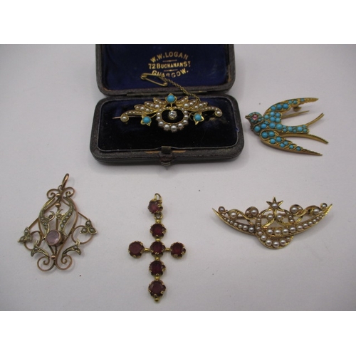 106 - A parcel of antique and later pendants and brooches, all on gold and yellow metal, approx. gross par... 