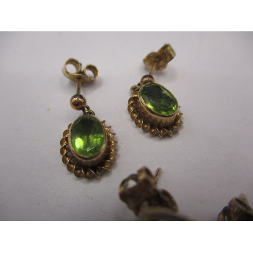 101 - 8 pairs of vintage earrings, some on gold, various stones, all in used condition