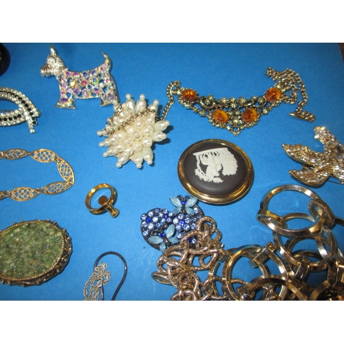 176 - A large quantity of antique and later costume jewellery, to include some silver items, all in used c... 