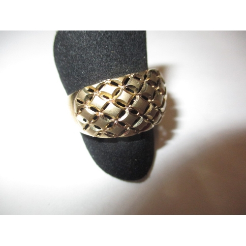 14 - A 9ct yellow gold designer ring, approx. ring size ‘S’, approx. weight 3.75g, in useable pre-owned c... 