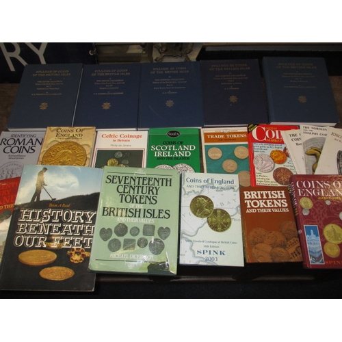 288 - A quantity of vintage coin collectors reference books, all in good used condition