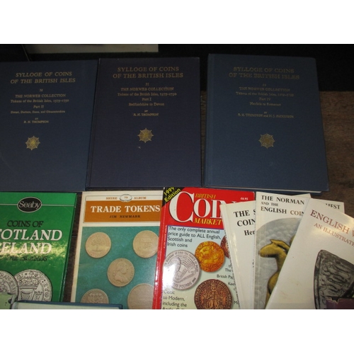 288 - A quantity of vintage coin collectors reference books, all in good used condition