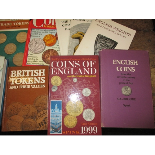 288 - A quantity of vintage coin collectors reference books, all in good used condition