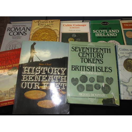 288 - A quantity of vintage coin collectors reference books, all in good used condition