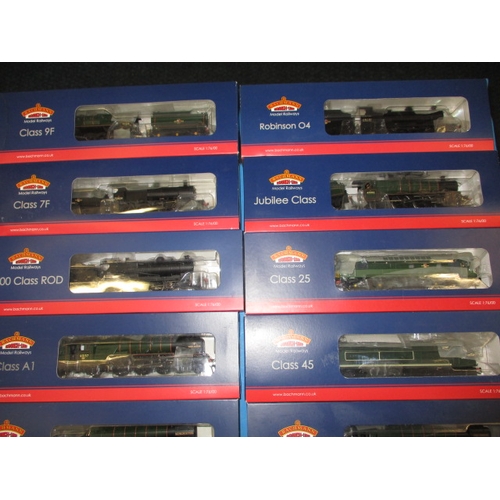 323 - 10 Bachmann branch-line ‘00’ model railway locos, all in original boxes most look  unopened