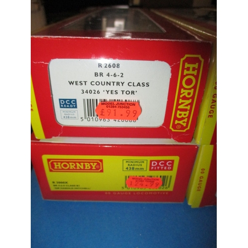 327 - 10 Hornby ‘00’ gauge model railway locos, all in original boxes, most look unopened