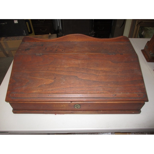 304 - A vintage desk top writing slope with 2 drawer interior, in useable pre-owned condition