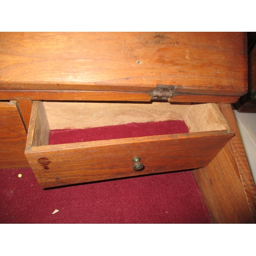 304 - A vintage desk top writing slope with 2 drawer interior, in useable pre-owned condition