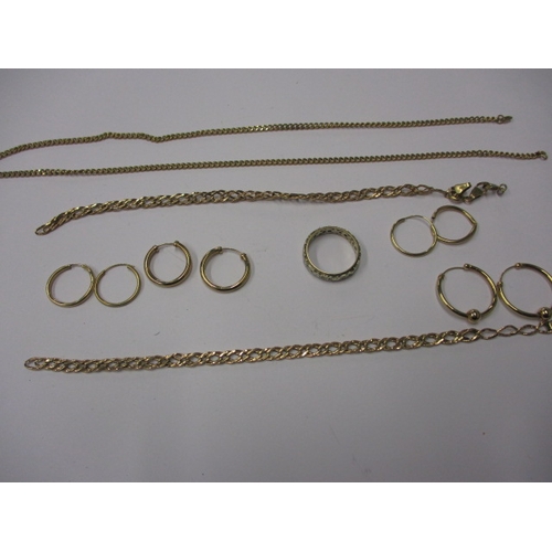 78 - A parcel of gold and yellow metal jewellery items, some damages, approx. gross parcel weight 17g, to... 