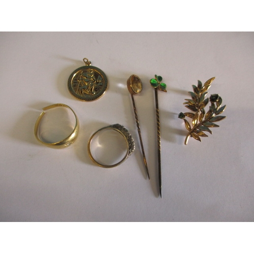 79 - A parcel of mixed carat gold and yellow metal jewellery, approx. gross parcel weight 14g, some damag... 