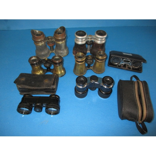 253 - A parcel of vintage binoculars and opera glasses, all in used condition