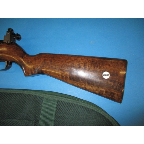 246 - A Webley mark 3 SuperTarget .177 underlever air rifle, in good working order with light use-related ... 