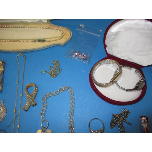 177 - A parcel of vintage costume jewellery and watches, all in used condition