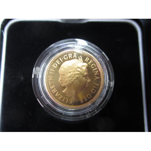 124 - A 2003 proof gold sovereign in original Royal Mint packaging , minor scuff to corner of box