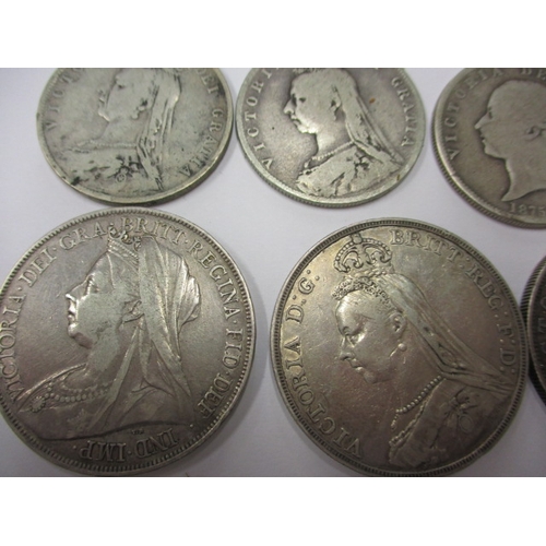 133 - 18 Victorian silver coins, to include crowns, various busts and grades, some in VF+, approx. parcel ... 