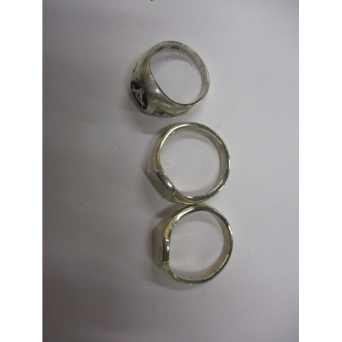 144 - 3x 925 silver Masonic rings, approx. ring sizes 2x’Z’ 1x’V’, approx. parcel weight 27.3g, two in nea... 