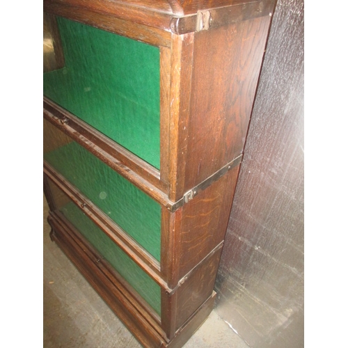 289 - A vintage Globe Wernicke, 3 stack bookcase. In useable, pre-owned condition. Approximate dimensions ... 