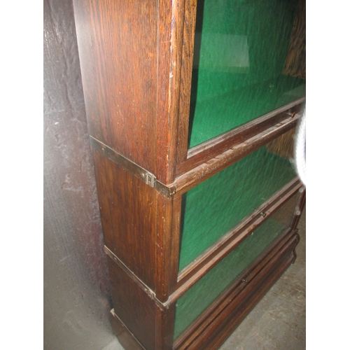 289 - A vintage Globe Wernicke, 3 stack bookcase. In useable, pre-owned condition. Approximate dimensions ... 