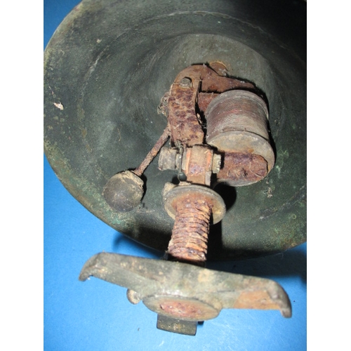 195 - A vintage Winkworth electric car bell, in well used condition with rust to coil casing