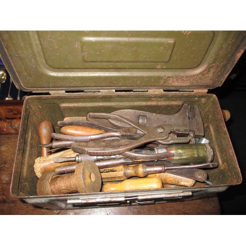 209 - A parcel of miscellanea to include a cased set of 6 silver tea spoons, tins, buttons and tools, all ... 