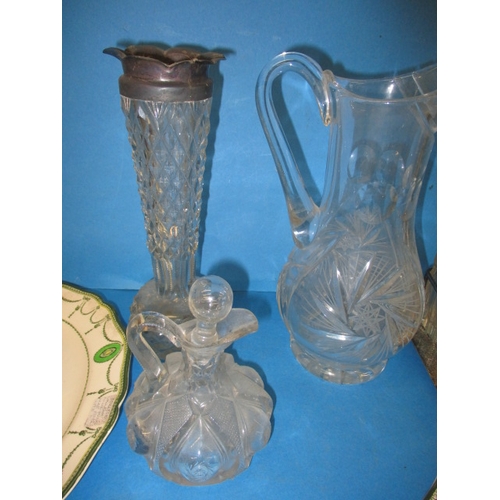 215 - A parcel of clearance items, to include a 6 bottle cruet and Doulton Countess plates, all in used co... 