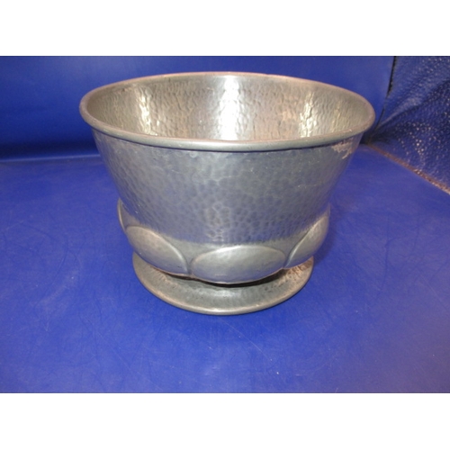 188 - A Liberty’s Tudric pewter bowl, approx. height 9cm in good useable pre-owned condition