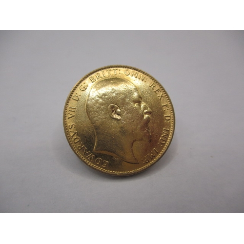 101 - An Edward VII gold sovereign, dated 1908, a good grade bullion coin with fine definition of features