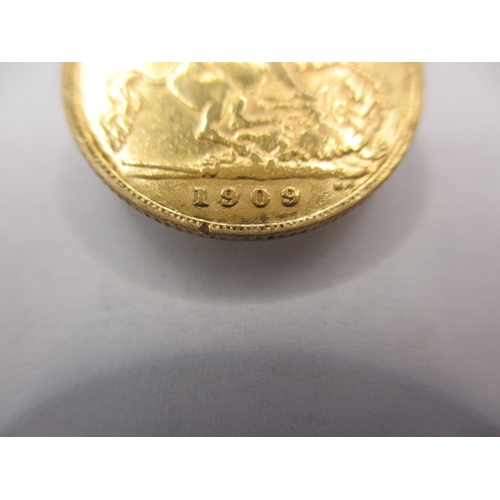 109 - An Edward VII gold half sovereign dated 1909, a good grade bullion coin with fine definition of feat... 