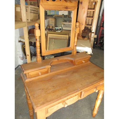 267 - A contemporary waxed pine dressing table, with removable top and mirror. In useable pre-owned condit... 