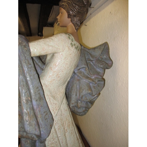 270 - A very large Lladro figurine, probably a one off shop window display piece, approx. height 90cm, hav... 