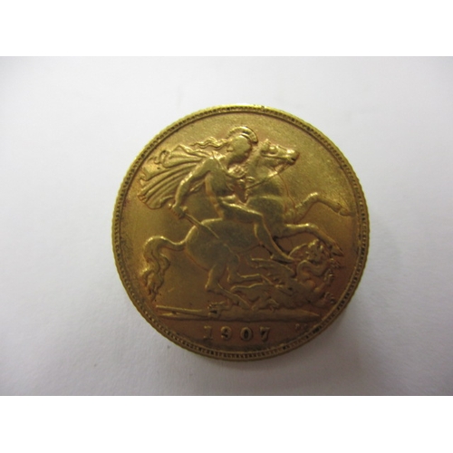 133 - A Edward VII gold half sovereign dated 1907, a circulated coin with good definition of features