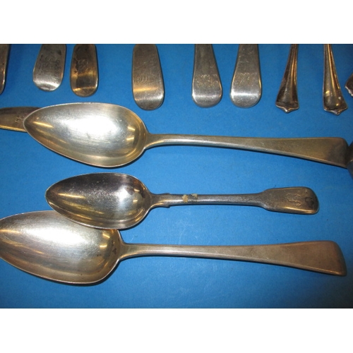 148 - A parcel of antique and later silver flatware, to include a caddy spoon, approx. gross parcel weight... 