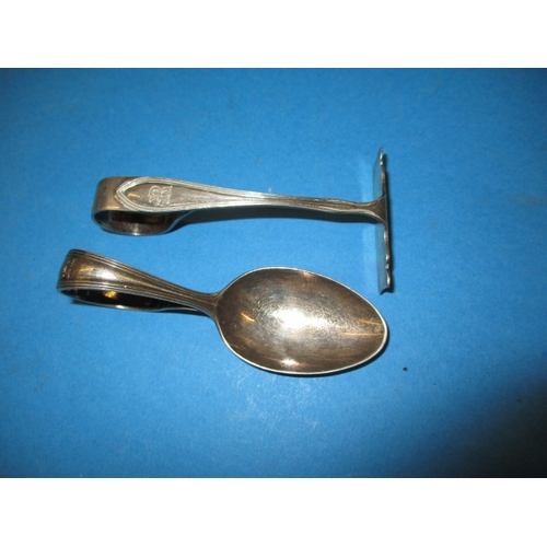 148 - A parcel of antique and later silver flatware, to include a caddy spoon, approx. gross parcel weight... 