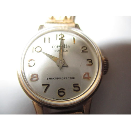 69 - A vintage 9ct gold ladies wrist watch, approx. weight without movement 13.9g, runs when wound with g... 