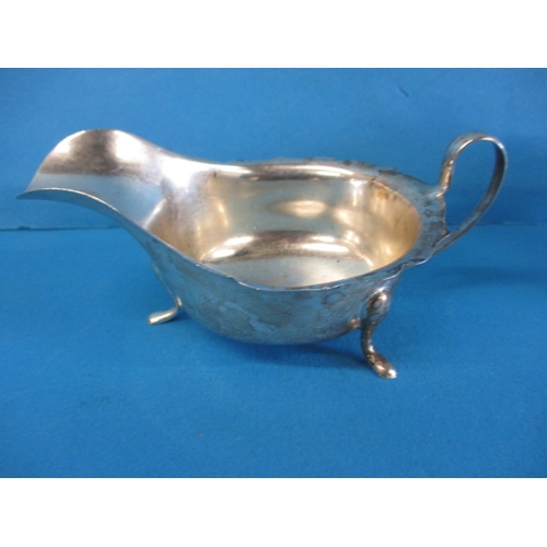 152 - 3 Sterling silver sauce boats, various dates and makers, all in good used condition, approx. gross p... 