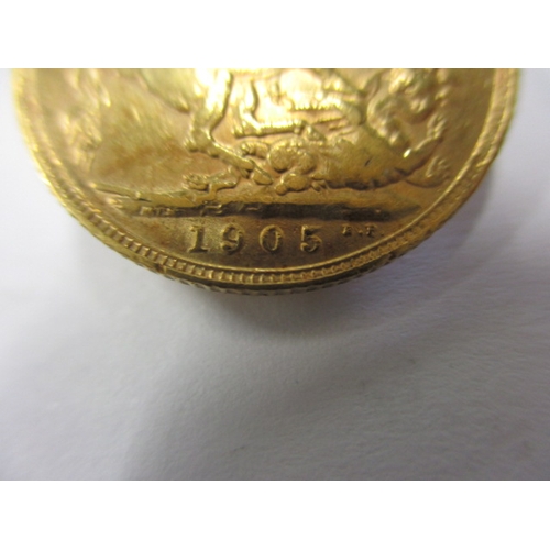 85 - An Edward VII full gold sovereign dated 1905, a circulated coin with good definition of features