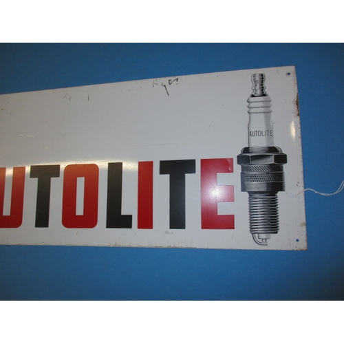 246 - A vintage tin plate Autolite Spark plug advertising sign, approx. size 50x23cm in good useable pre-o... 