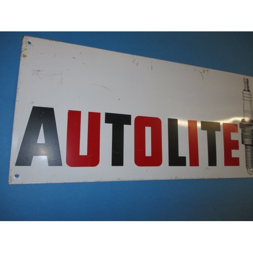 246 - A vintage tin plate Autolite Spark plug advertising sign, approx. size 50x23cm in good useable pre-o... 