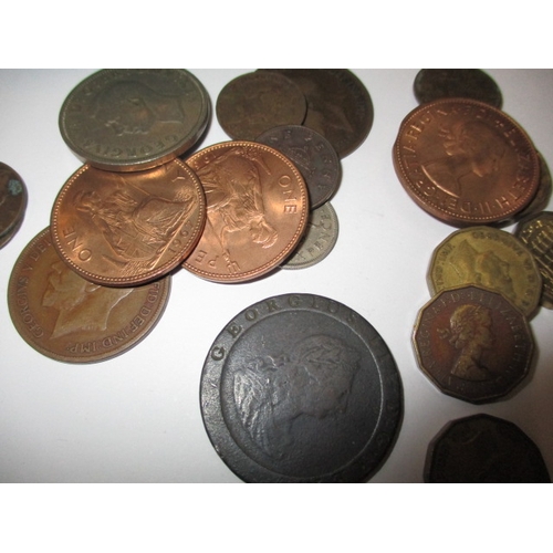 69 - A parcel of vintage coins to include approx. 250g of part silver examples, all in circulated conditi... 