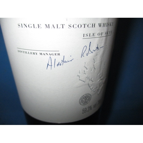 155 - A limited edition 70cl bottle of Talisker single malt whisky, no 1772/7000, bottled 1999, settled ve... 